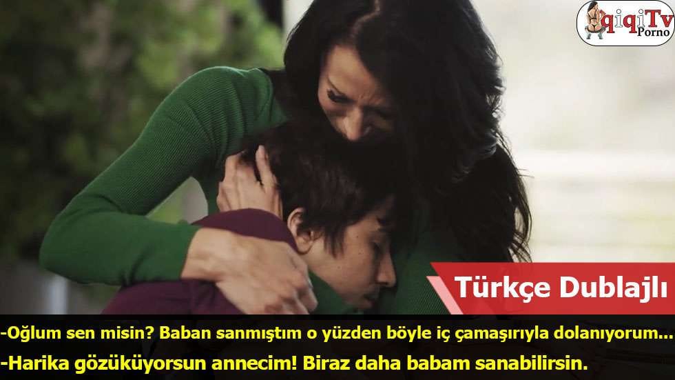 Kız kardeşim ona aldığım yüzüğü amına kaçırmış Elimi sokup kurcaladım